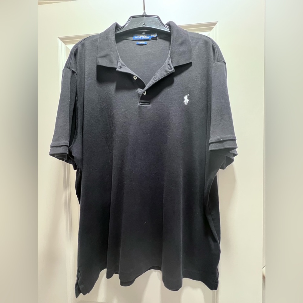 Men’s black polo